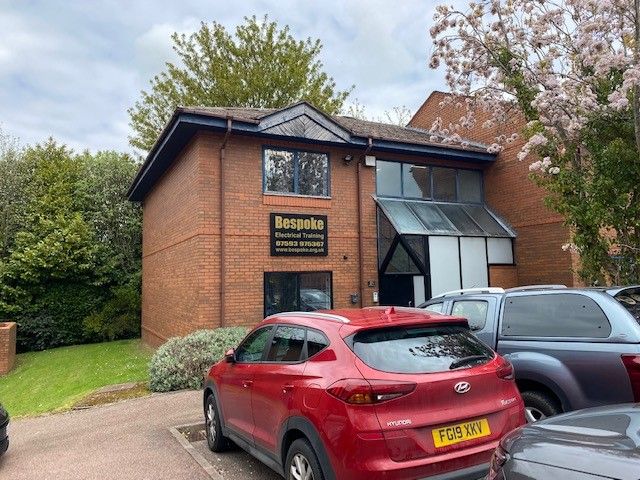 Office to let in Amber Close, Amington Tamworth B77, £15,750 pa
