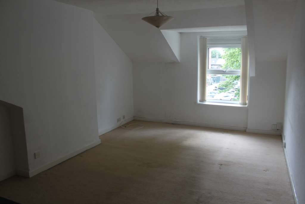 1 bed flat to rent in Eastgrove, Roath, Cardiff CF24, £950 pcm