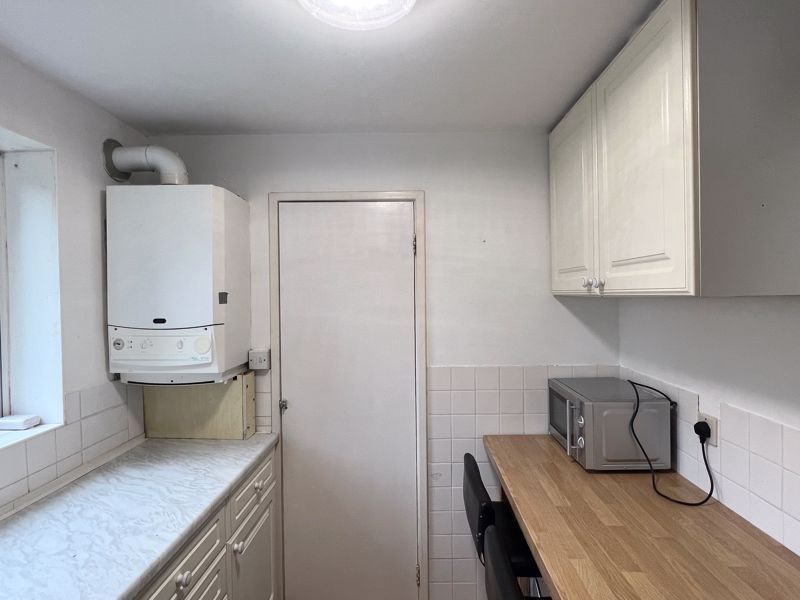 3 bed flat to rent in John Street, Brighton BN2, £2,177 pcm