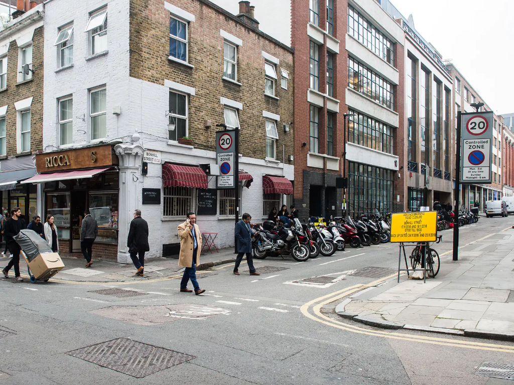 Office to let in Bonhill Street, London EC2A, Non quoting