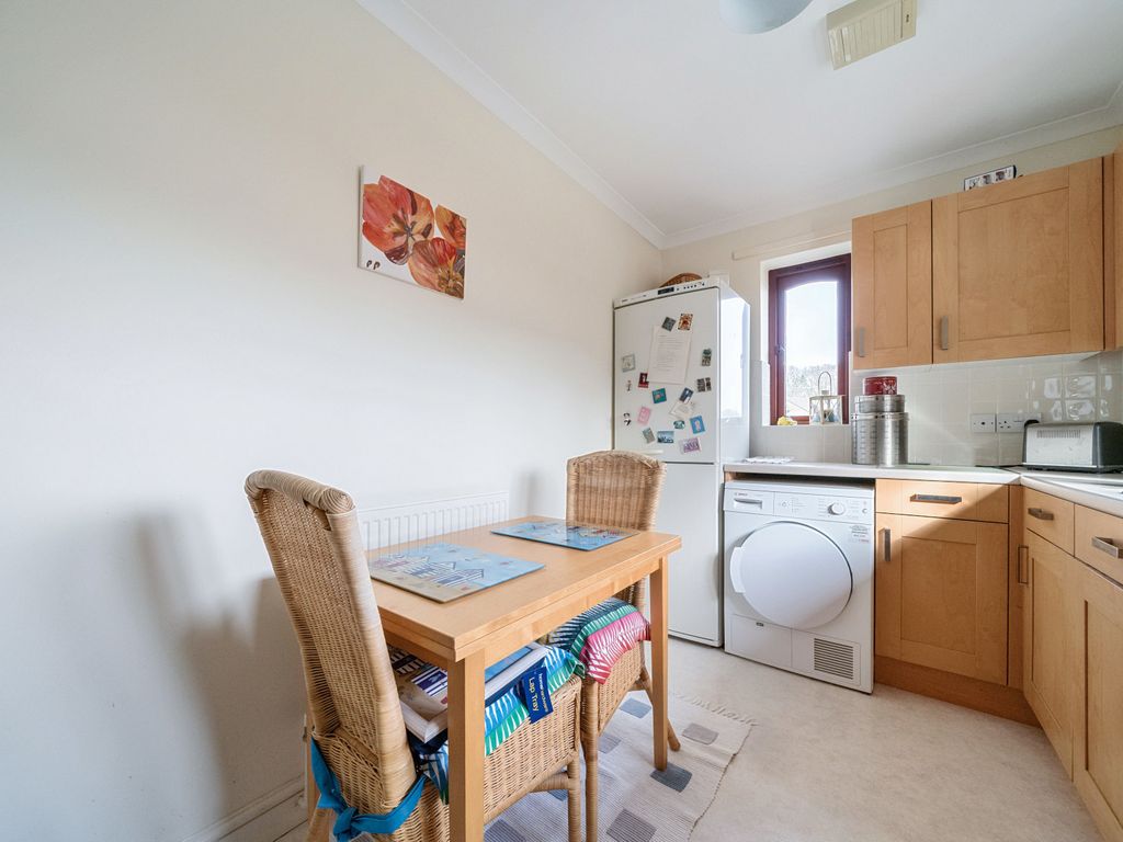 2 bed flat for sale in Oliver Brooks Road, Midsomer Norton, Radstock, Somerset BA3, £180,000