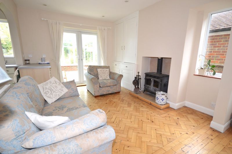 3 bed detached house for sale in Chalkshire Road, Butlers Cross, Aylesbury HP17, £775,000