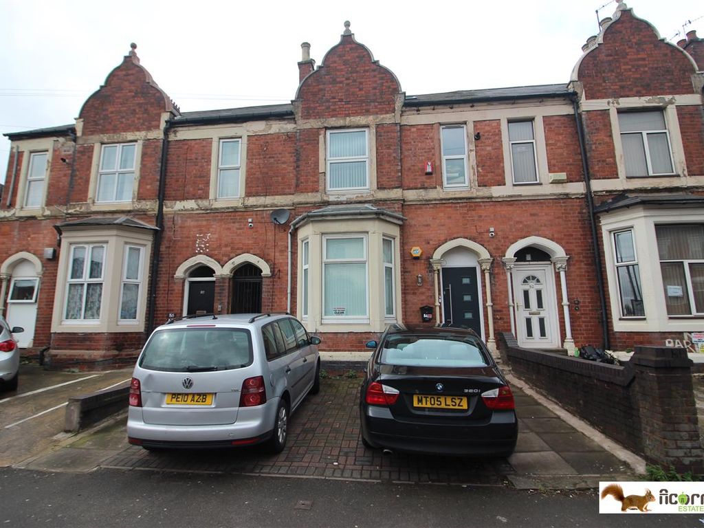 8 bed terraced house for sale in Wednesbury Road, Walsall WS1, £400,000