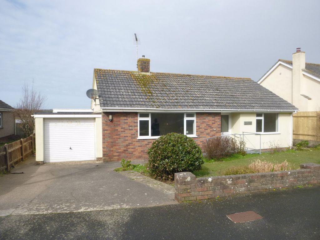 2 bed detached house to rent in West Park Road, Bude, Cornwall EX23, £1,000 pcm