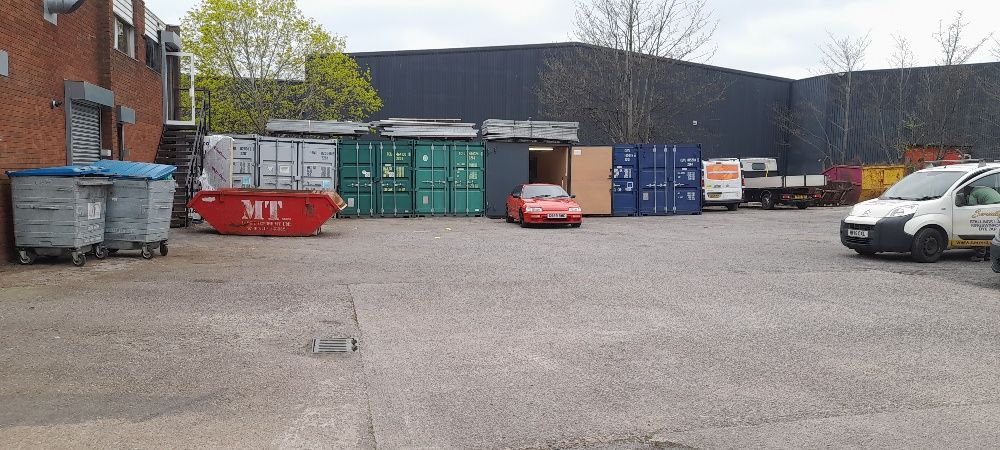 Warehouse to let in Hereward Rise, Halesowen B62, £2,400 pa