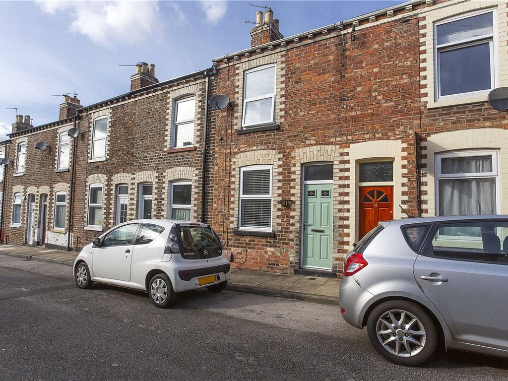 2 bed terraced house to rent in Argyle Street, York, North Yorkshire YO23, £1,150 pcm