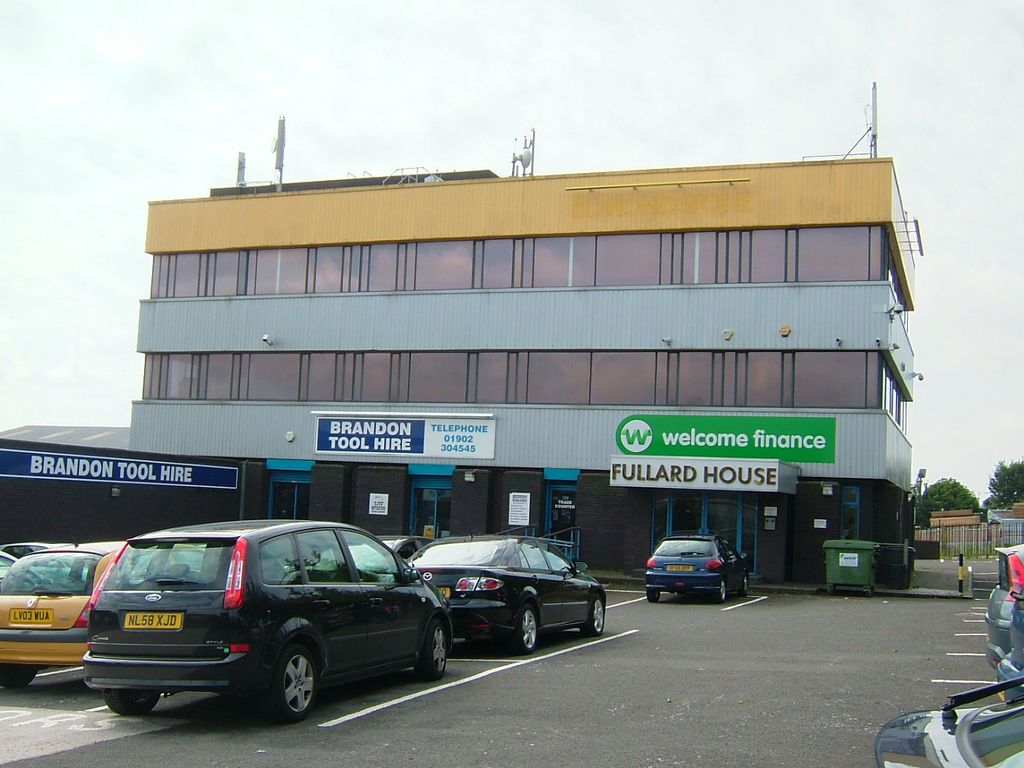Office to let in Neachells Lane, Wednesfield WV11, Non quoting