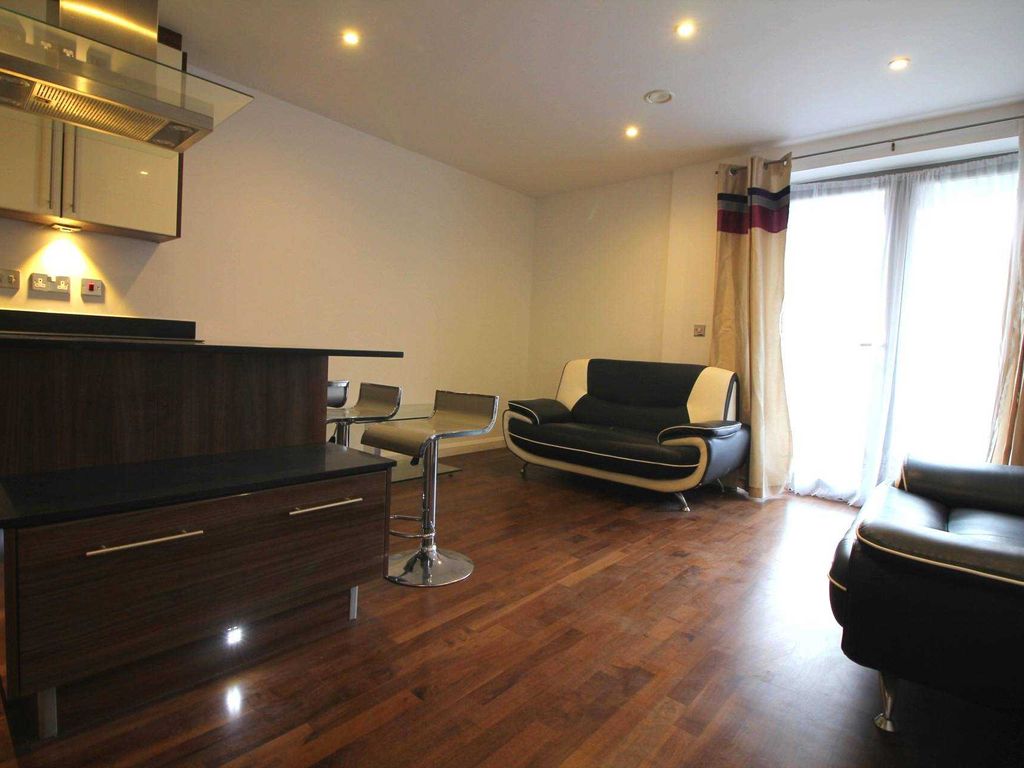 1 bed flat to rent in Vanston Place, Fulham Broadway SW6, £2,200 pcm