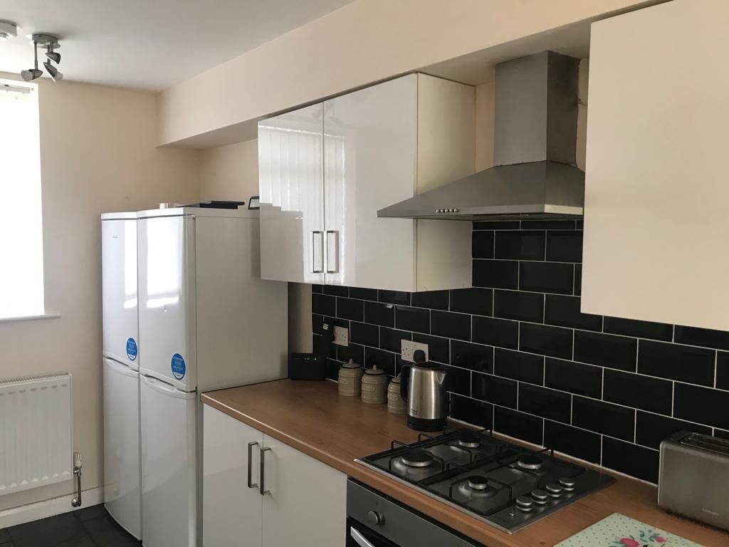 Room to rent in Welfare Road, Woodlands DN6, £498 pcm