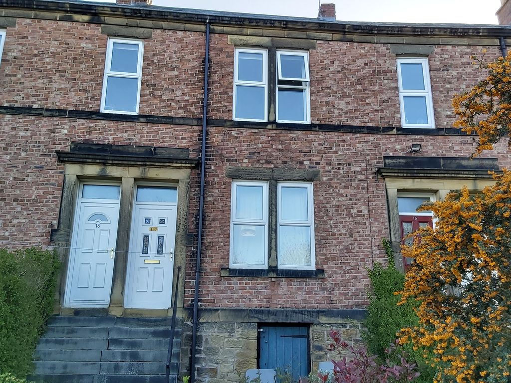 3 bed flat to rent in Worley Avenue, Low Fell, Gateshead, Tyne & Wear NE9, £750 pcm