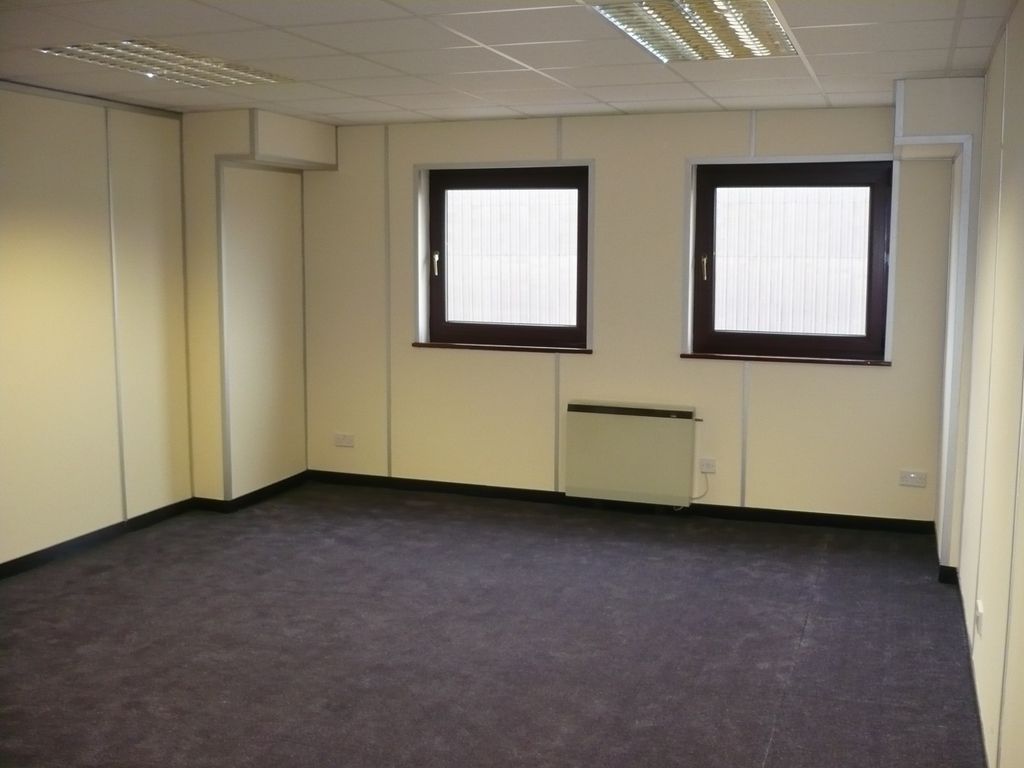 Office to let in Sandford Lane, Wareham BH20, £6,900 pa