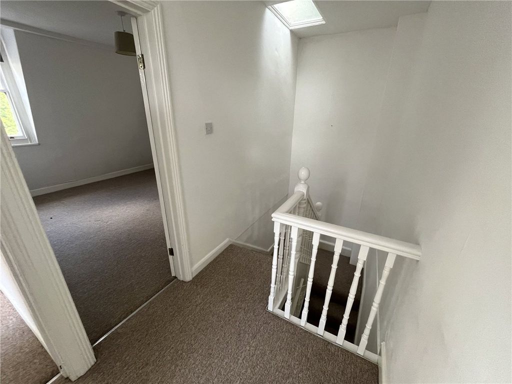 3 bed end terrace house to rent in Lower Camden Place, Bath, Somerset BA1, £1,600 pcm