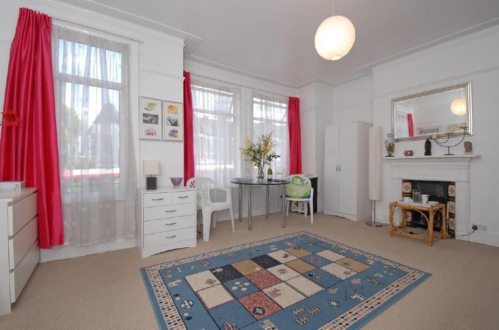 4 bed terraced house for sale in Colney Hatch Lane, Muswell Hill N10, £1,150,000