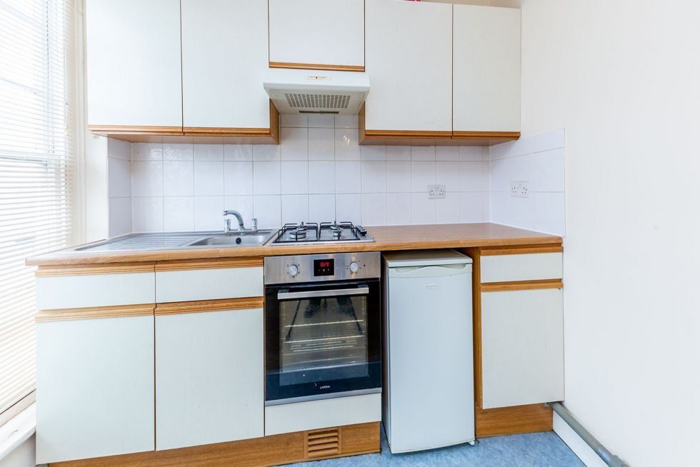 1 bed flat to rent in Chapel Market, London N1, £1,668 pcm