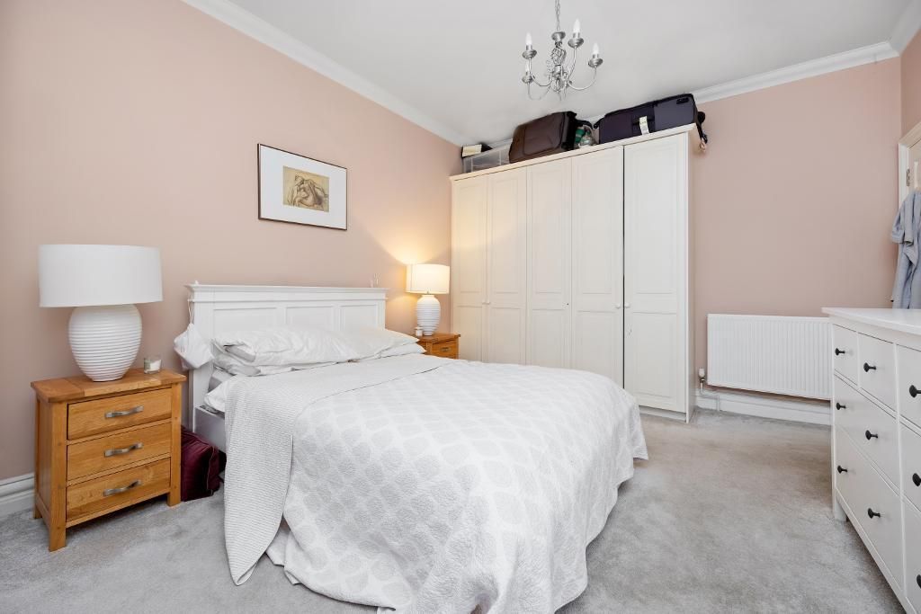 2 bed flat for sale in Eaton Gate, Eaton Gardens, Hove, East Sussex BN3, £425,000