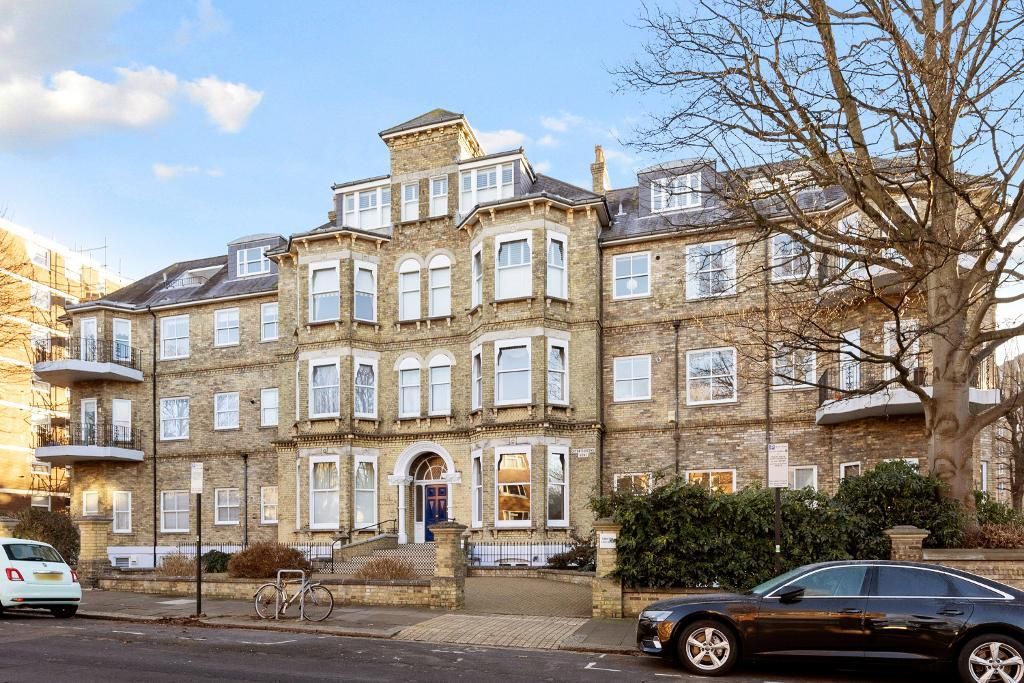 2 bed flat for sale in Eaton Gate, Eaton Gardens, Hove, East Sussex BN3, £425,000