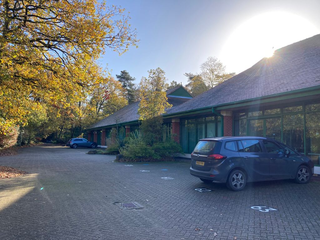 Office to let in Silwood Business Centre, Buckhurst Road, Ascot SL5, £11,050 pa