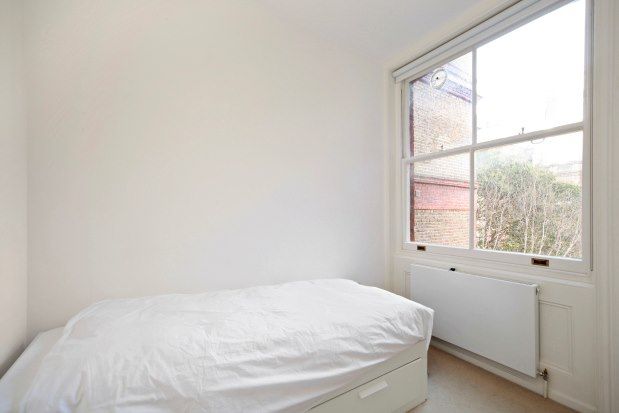 2 bed flat to rent in Rosary Gardens, London SW7, £2,990 pcm
