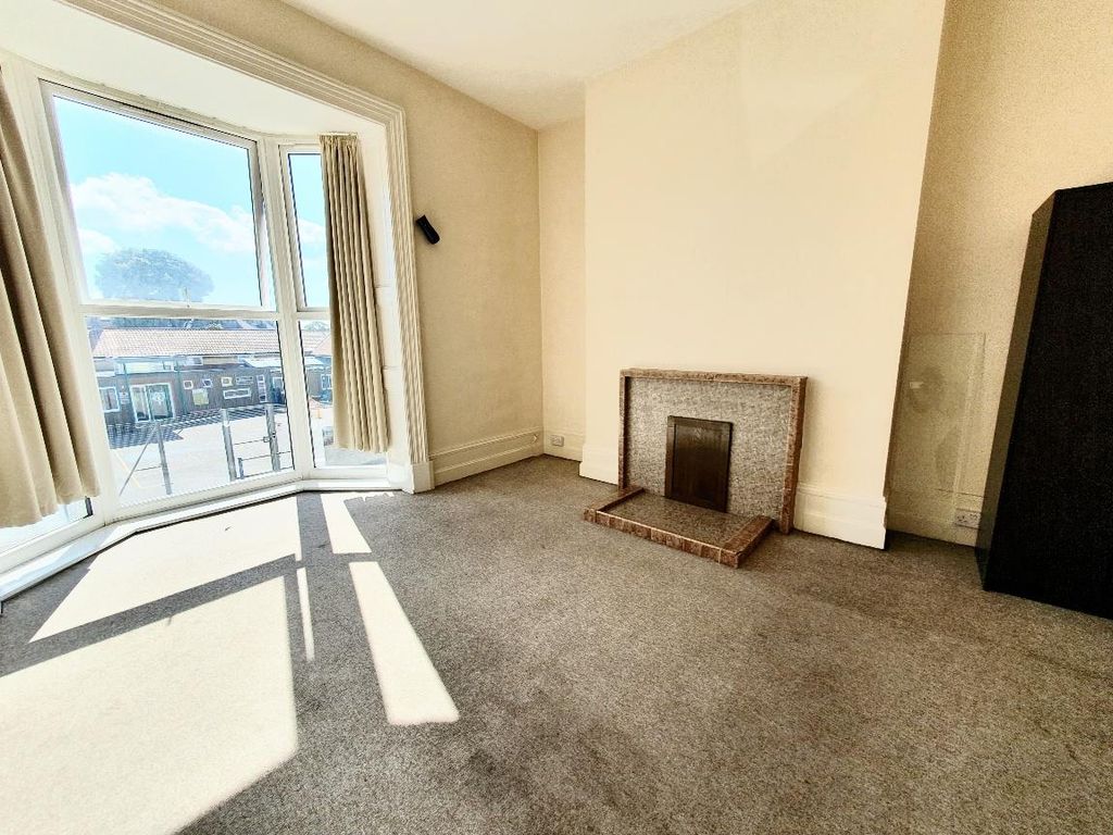 1 bed flat to rent in Glamis Street, Bognor Regis PO21, £850 pcm