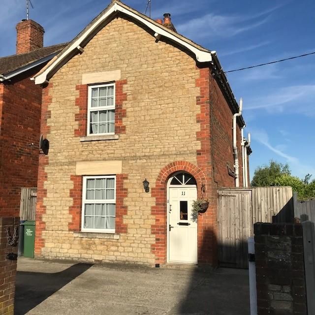 3 bed property to rent in Audley Road, Chippenham SN14, £1,400 pcm