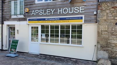 Retail premises to let in Apsley House, Unit 18 & 19, 50 High Street, Swindon, Wiltshire SN4, £7,800 pa