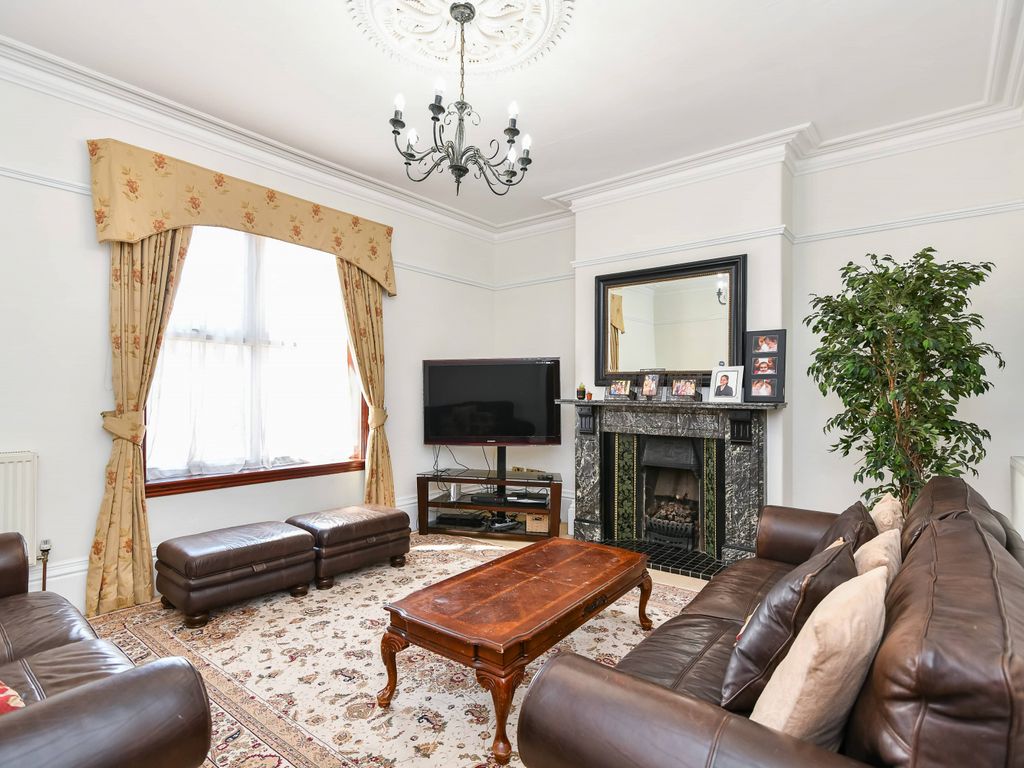 6 bed end terrace house for sale in Devonshire Rd, Handsworth B20, £549,950