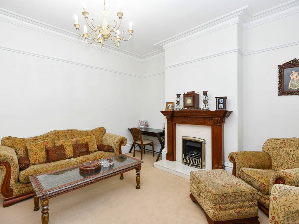 6 bed end terrace house for sale in Devonshire Rd, Handsworth B20, £549,950