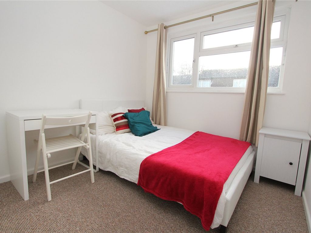 Room to rent in Arncliffe, Bracknell, Berkshire RG12, £575 pcm