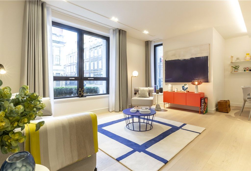 New home, 1 bed flat for sale in Lincoln Square, 18 Portugal Street, London WC2A, £1,600,000