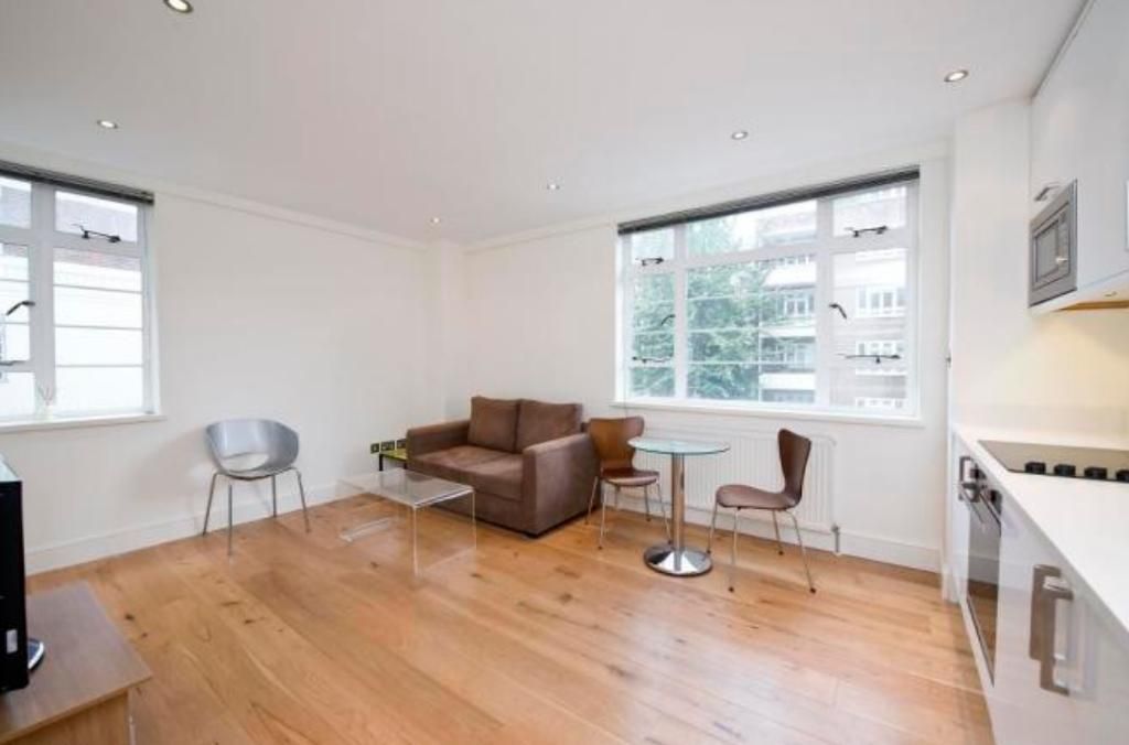 1 bed flat to rent in Nell Gwyn House, Sloane Square, London SW3, £2,925 pcm