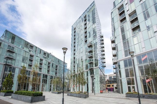 1 bed flat for sale in Vertex Tower, Harmony Place, Greenwich SE8, £360,000