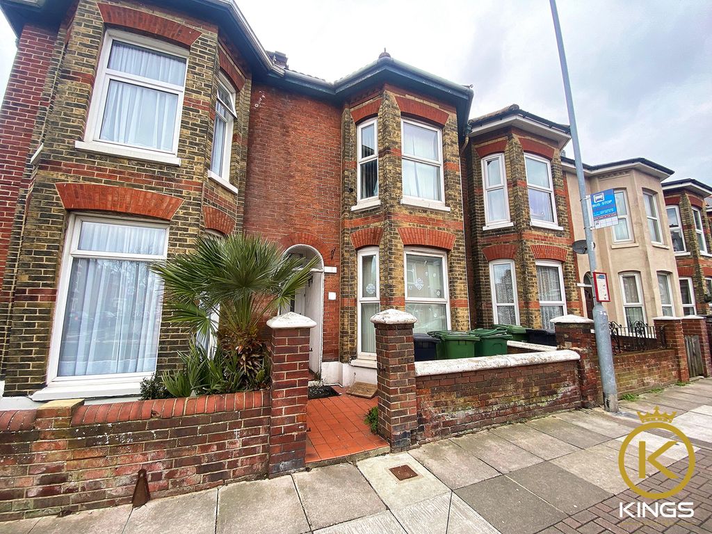 4 bed terraced house to rent in Lawrence Road, Southsea PO5, £1,750 pcm