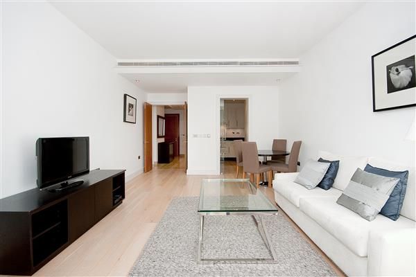 1 bed flat for sale in Chevalier House, Brompton Road, London SW3, £1,600,000