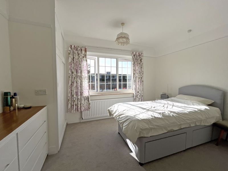 3 bed detached house for sale in Seafield Road, Sidmouth EX10, £850,000