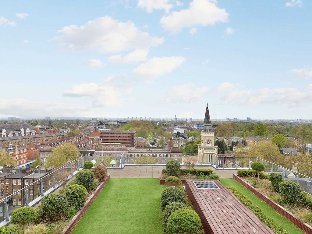 3 bed flat for sale in Belgravia House, Dickens Yard, Ealing W5, £1,600,000