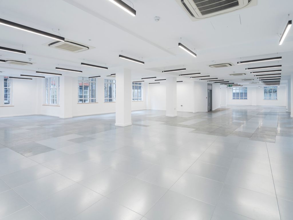 Office to let in The Charterhouse, Charterhouse Square, London EC1M, £267,875 pa