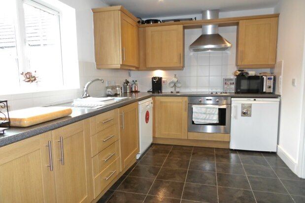 2 bed property to rent in Medway Drive, Bingham, Nottingham NG13, £880 pcm