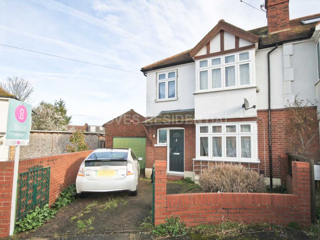 3 bed semi-detached house to rent in Long Walk, New Malden KT3, £2,400 pcm