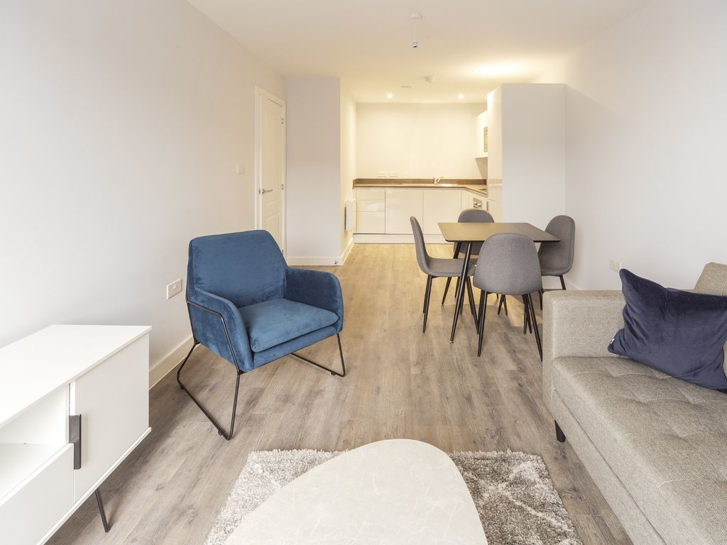 2 bed flat to rent in Bradford Street, Birmingham B12, £1,275 pcm