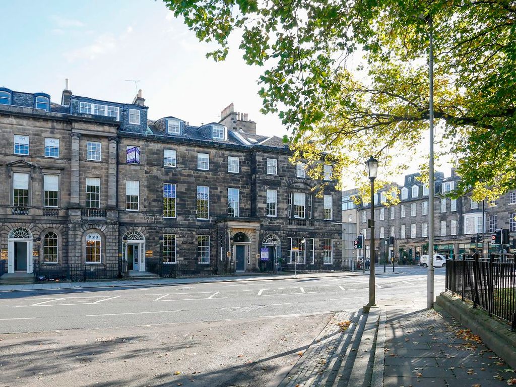 Office to let in Charlotte Square, New Town, Edinburgh EH2, £15,000 pa