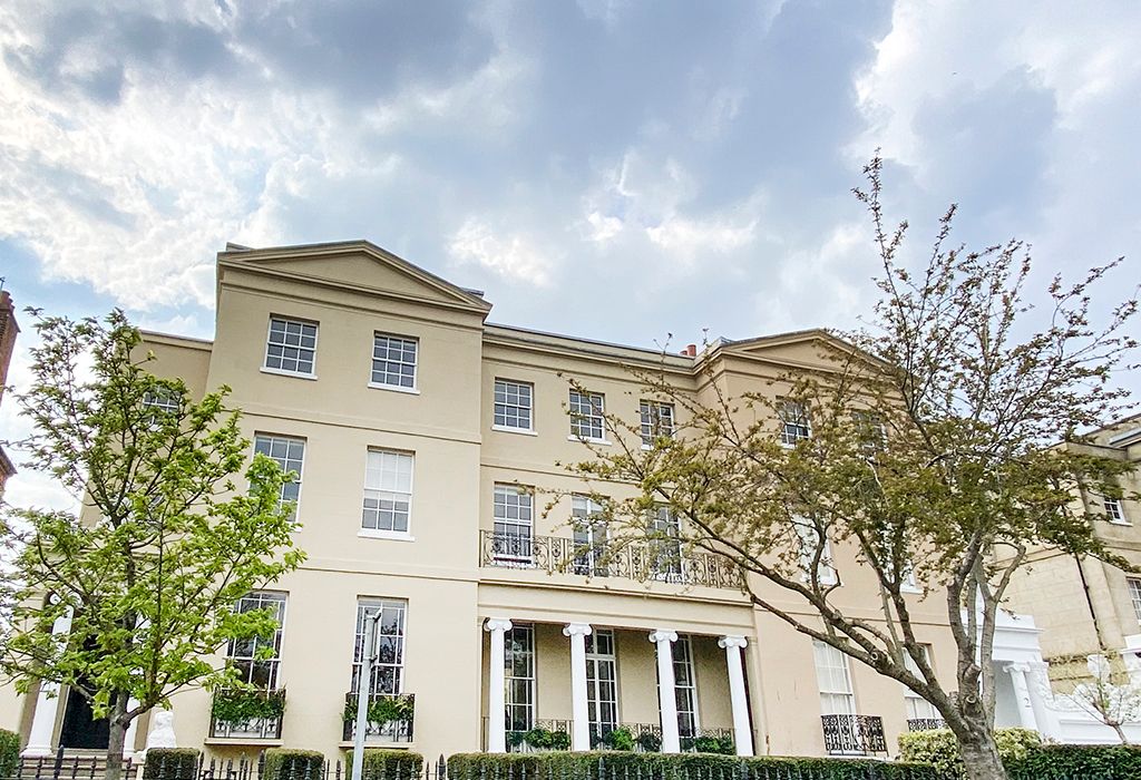 Office to let in Island Studios - House, 22 St. Peters Square, Hammersmith W6, £26,106 pa