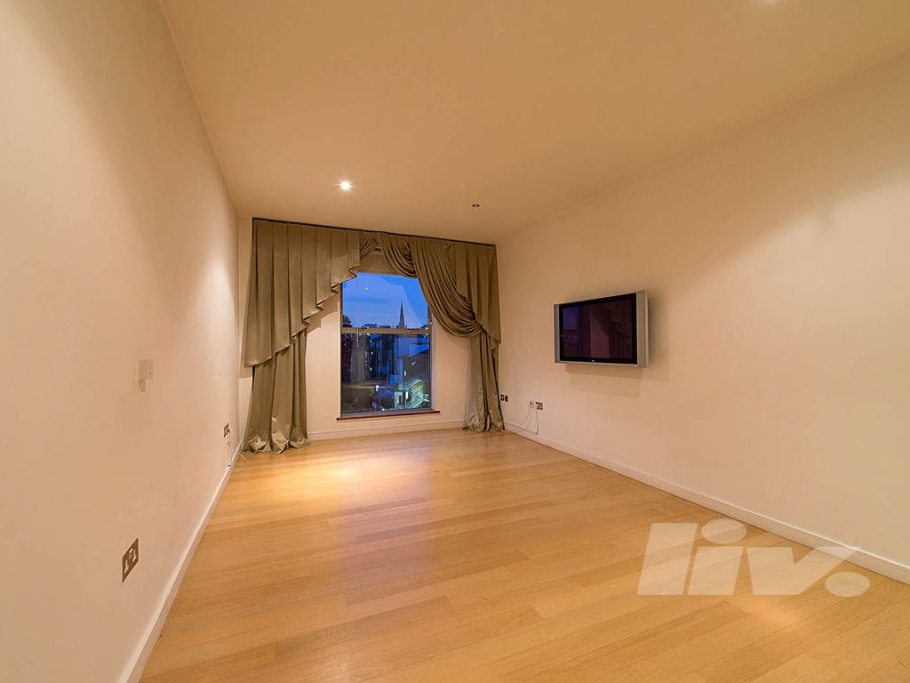 4 bed penthouse for sale in The Gallaries, Abbey Road, St John's Wood NW8, £3,545,000