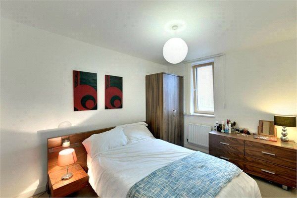 1 bed flat for sale in Bath House, 5 Arboretum Place, Barking Central, Barking IG11, £229,000