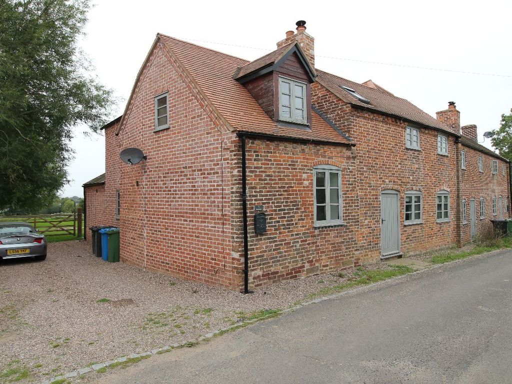 4 bed terraced house to rent in The Green, Brineton, Shifnal TF11, £1,600 pcm