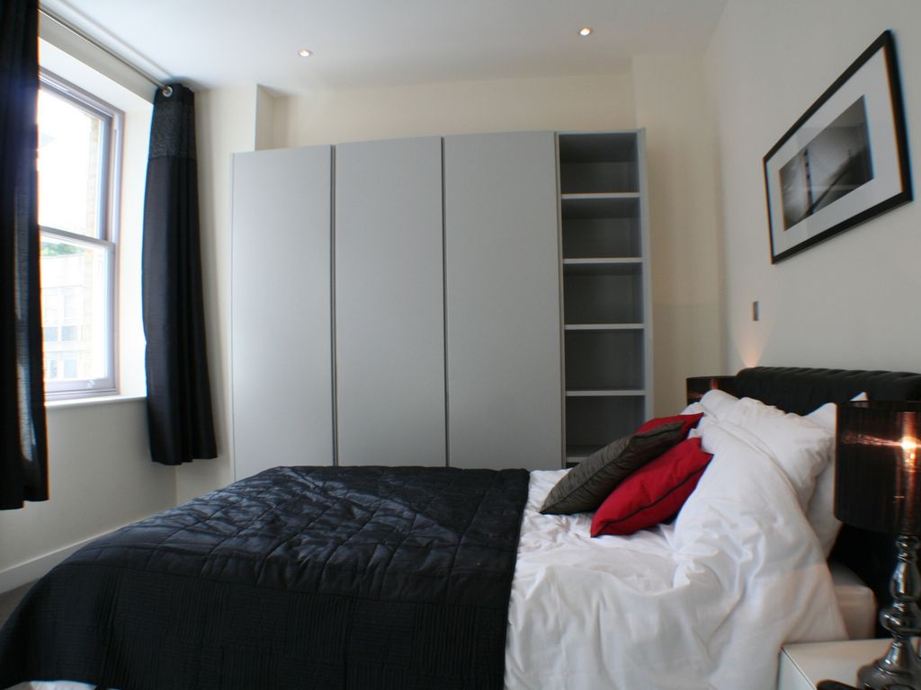 1 bed flat for sale in Leonard Street, Leonard Street, Shoreditch EC2A, £590,000