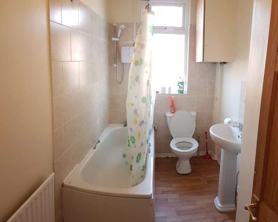 3 bed terraced house to rent in Lowestoft Street, Rusholme M14, £563 pppm
