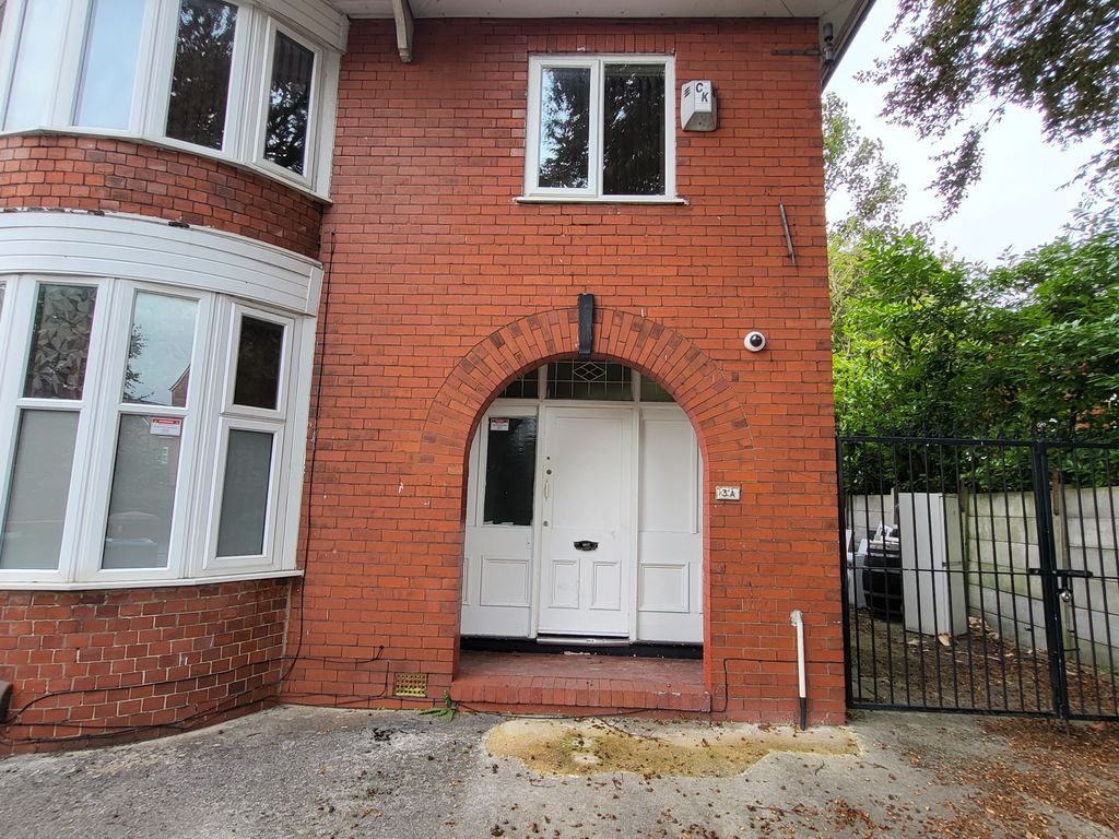 8 bed semi-detached house to rent in Egerton Road, Fallowfield, Manchester M14, £563 pppm