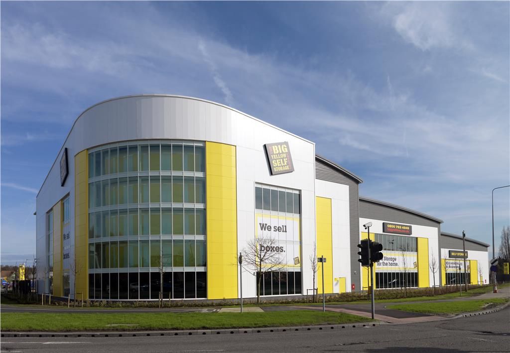 Warehouse to let in Big Yellow Self Storage Camberley, Camberley, Surrey GU15, £4,080 pa