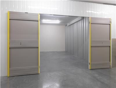 Warehouse to let in High Road, London N12, £4,320 pa
