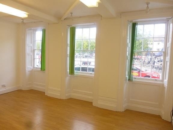 Office to let in 36 Market Square, St. Neots, Cambridgeshire PE19, £13,750 pa